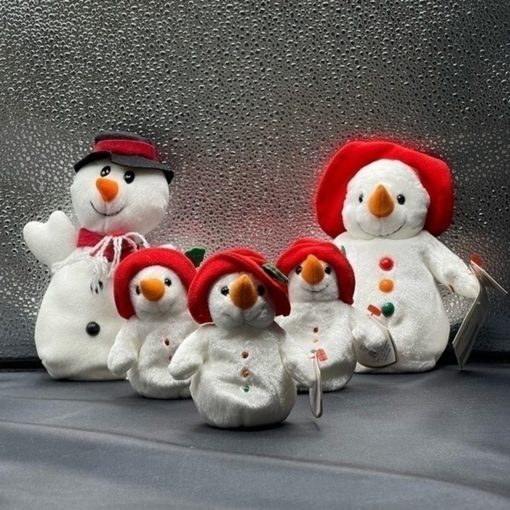 TY Beanie Baby Chillin Snowman Family Set 5pc Snowball Jingle Beanies NWT 2001